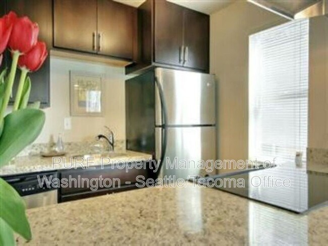 Foto del edificio - 4012 California Ave SW