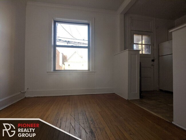 Foto del edificio - 2336 N Spaulding Ave