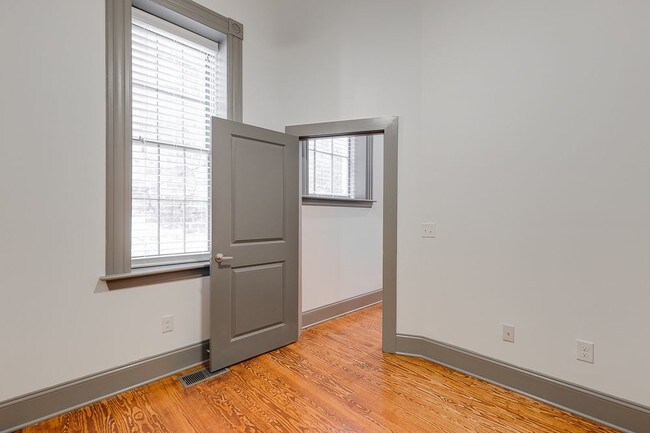 Foto del edificio - 116 N 3rd St