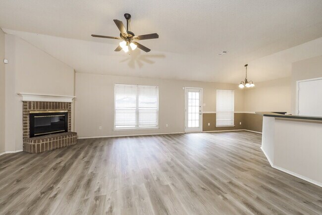 Foto del edificio - 317 Willowstone Trail