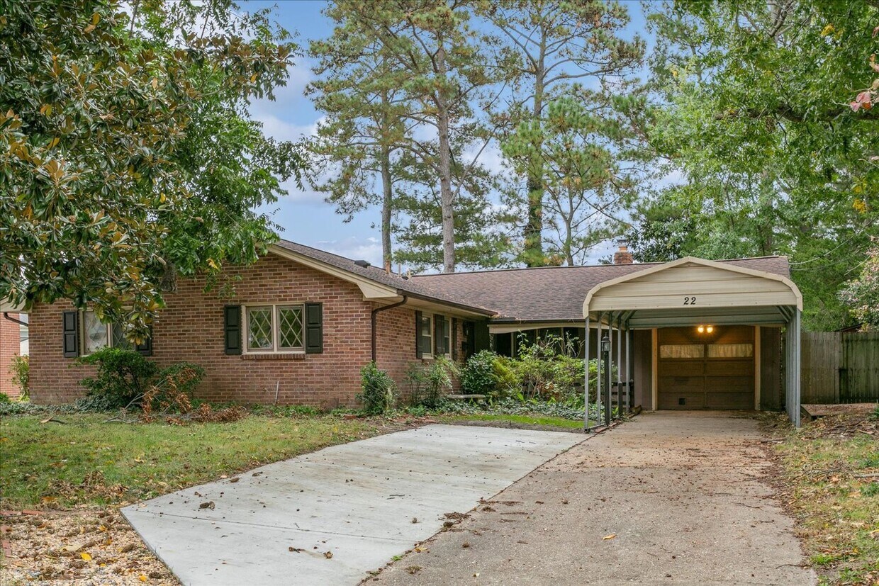 Primary Photo - Hampton Home for Rent (3 bed/2 bath)