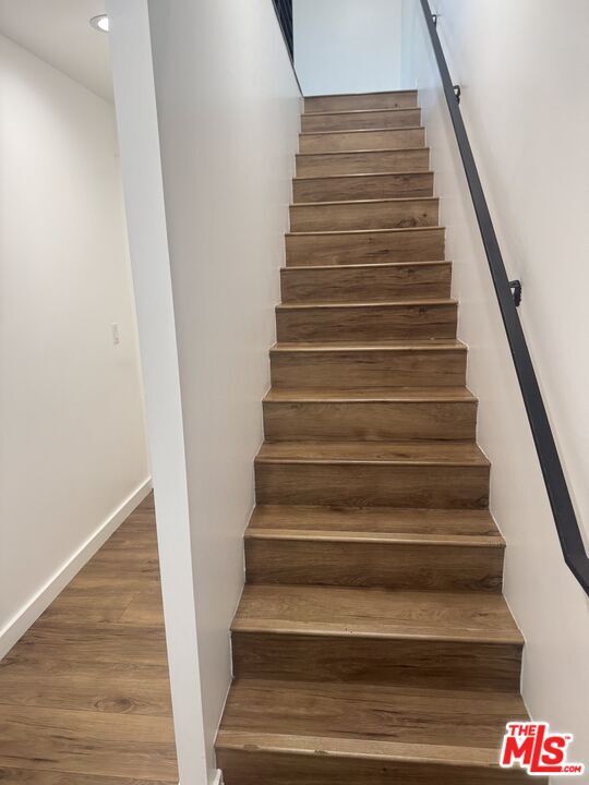 Foto del edificio - 5638 Woodman Ave