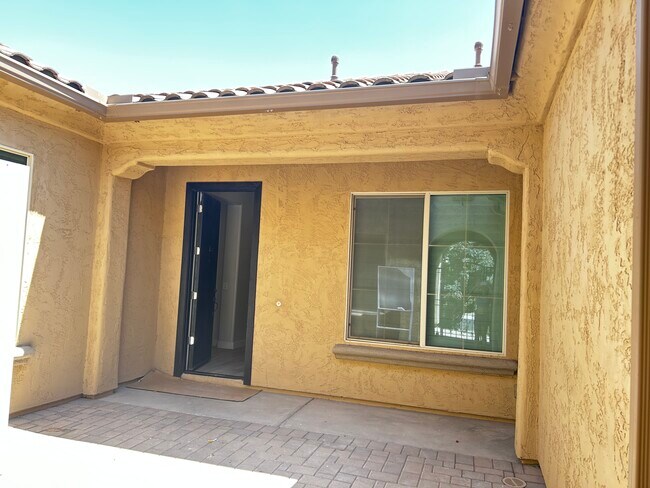 Foto del edificio - 11133 E Tumbleweed Ave