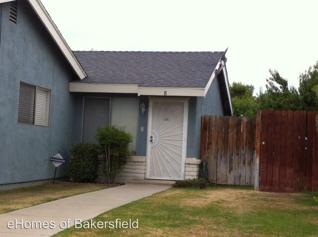 Primary Photo - 3109 N Half Moon Dr