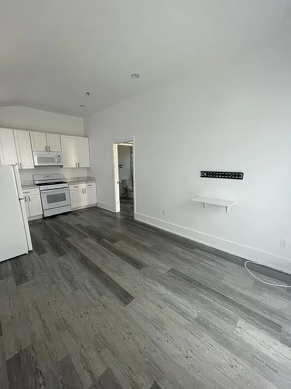 Foto del edificio - 23615 Haynes St