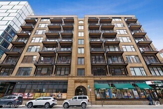 Building Photo - 625 W Jackson Blvd