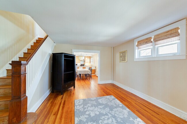 Foto del edificio - 207 W 11th Ave