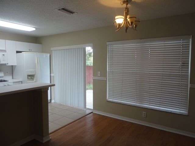 Building Photo - 622 Cape Cod Cir