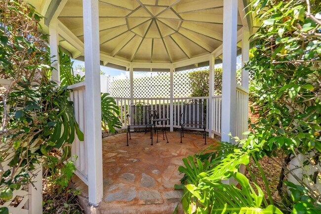 Foto del edificio - Single Family Home with views of Pearl Har...