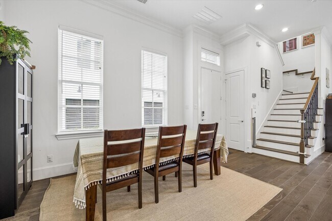 Foto del edificio - 3302 W 12th St