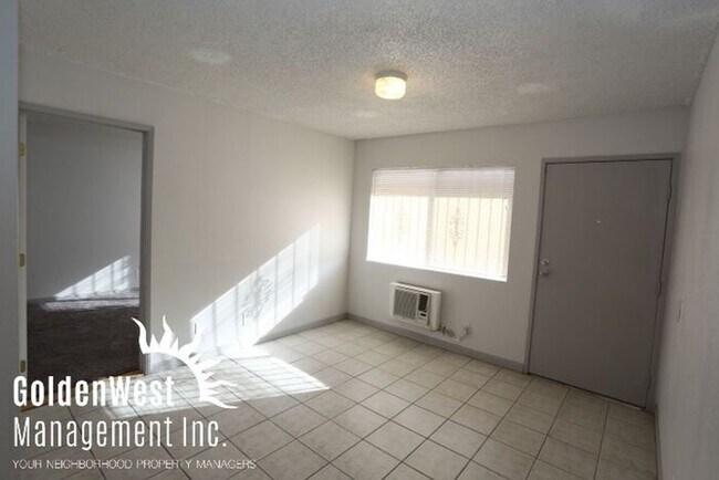 Building Photo - 4955 Jeffreys St