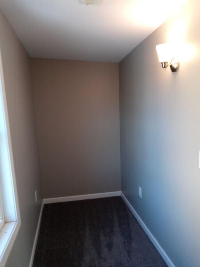Foto del edificio - 1336 S 63rd St - Duplex