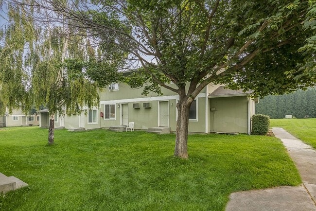 Foto del edificio - 800 S County Rd