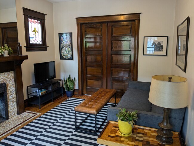 Living Room - 69 S Pearl St