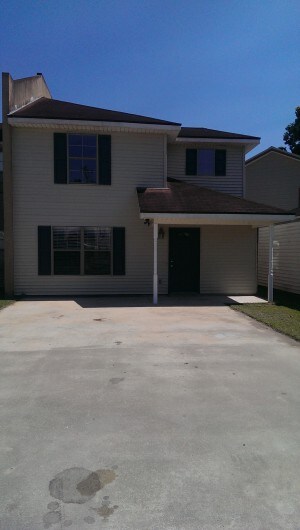 Primary Photo - 210 Village Square Dr