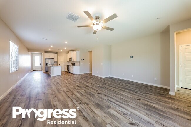 Building Photo - 11503 W Camden Dr