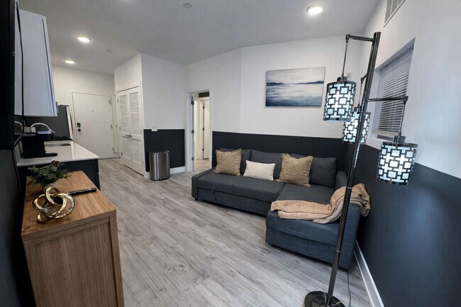 Foto del edificio - 1214 N American St