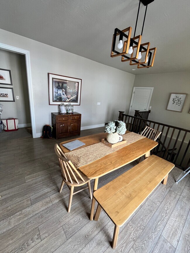 Building Photo - 10979 Cascabel Dr