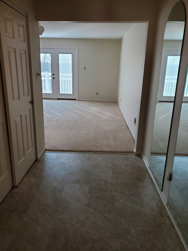 974 Claytonbrook Dr Unit 3C, Ballwin, MO 63011 Condo for Rent in