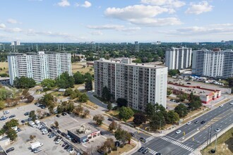 Building Photo - No Last Month's Rent Deposit10 Tuxedo Cour...