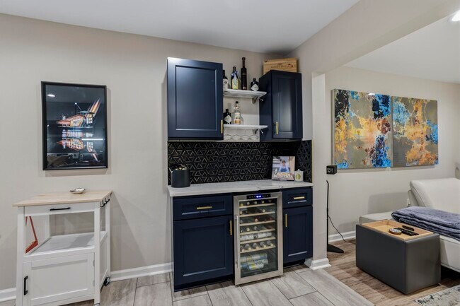 Foto del edificio - 1241 N Bronough St