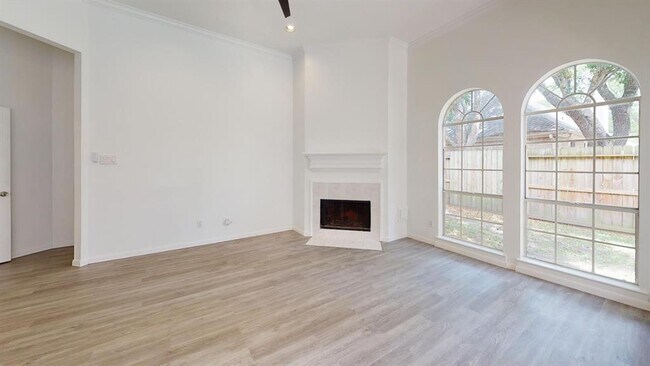 Building Photo - 3914 Fordham Park Ct