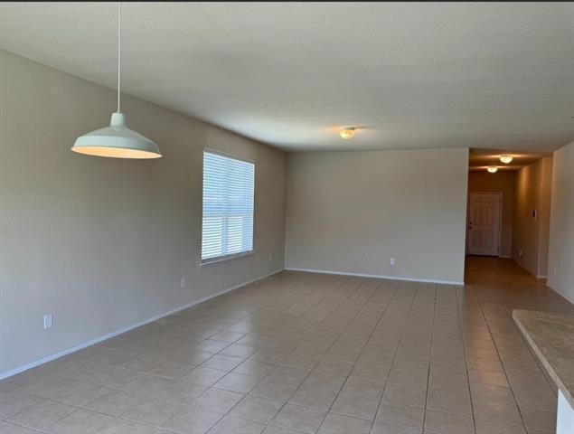 Foto del edificio - 921 Swan Ridge Dr