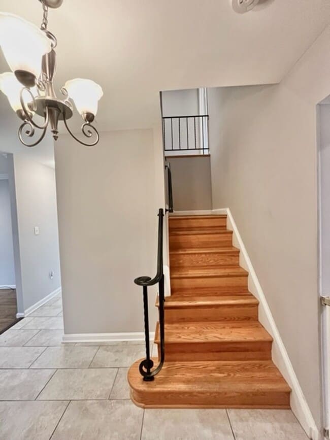 Photo - Beautiful and updated 4 BR 2.5 BA with gar... House