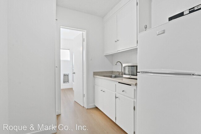 Building Photo - Studio, 1 bath Apartment - 11615 Darlingto...