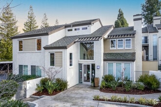 Building Photo - Stoneridge Apartments