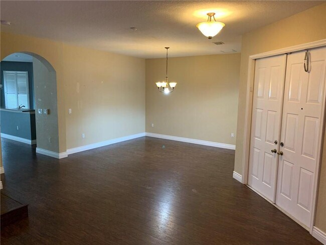 Foto del edificio - 16445 SW 31st St