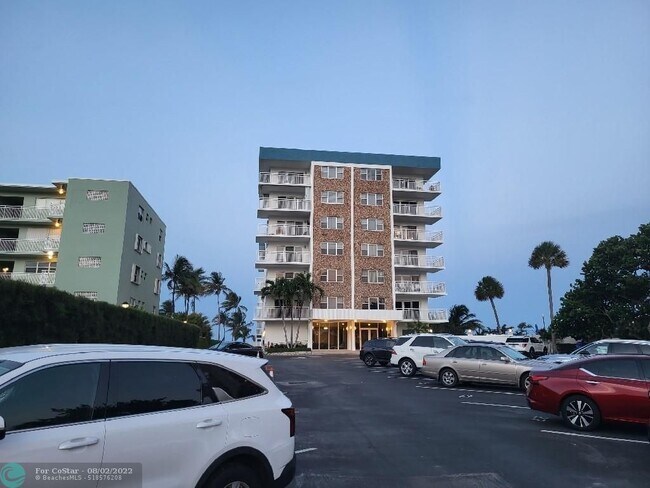 Building Photo - 1770 S Ocean Blvd