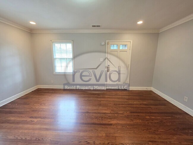 Foto del edificio - 3 Bedroom Home!!