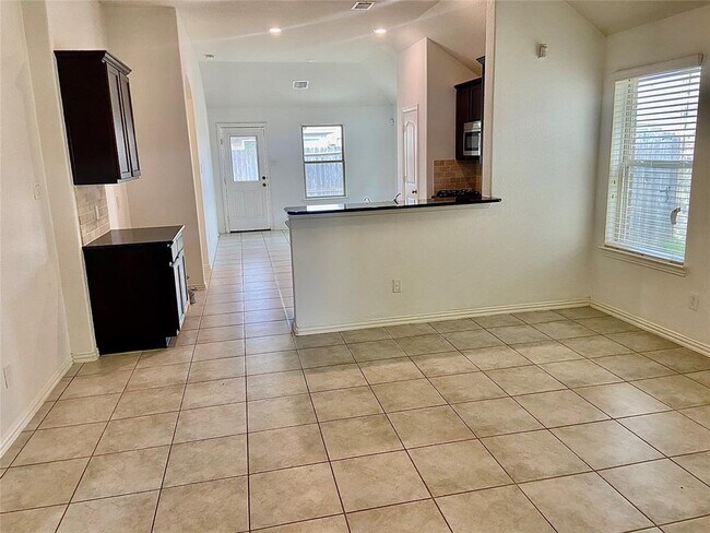 Building Photo - 16434 Regal Exeter Dr