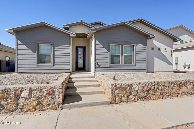 Building Photo - 2505 Mike Price Dr