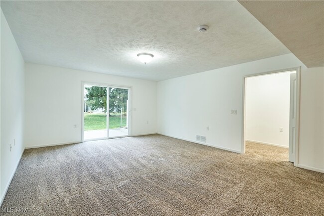 Foto del edificio - 1747 Blase Nemeth Rd