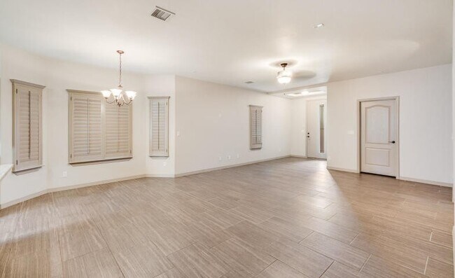 Foto del edificio - East El Paso 3bed/2bath Refrig A/C in Gated Community with Pool Access!