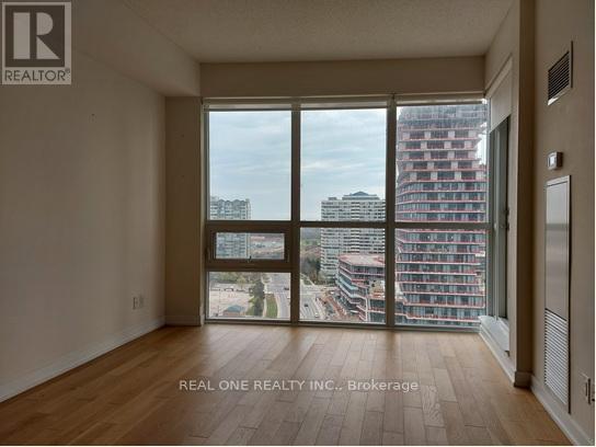 Photo du bâtiment - 510 Curran Place