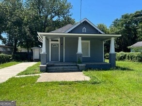 Building Photo - 1450 23rd St