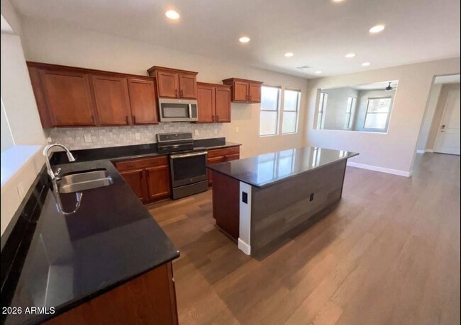 Building Photo - 4648 S Twinleaf Dr