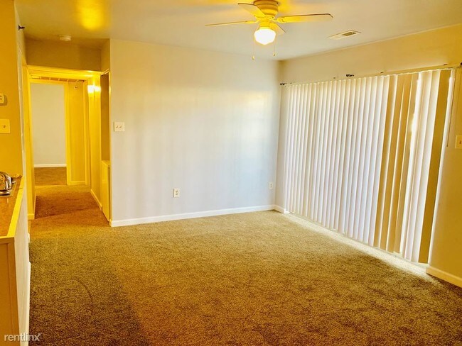 Building Photo - 1302 Sugarwood Cir