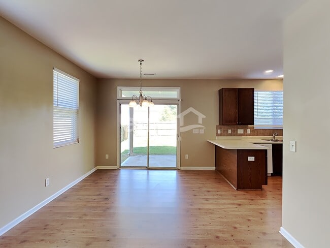 Building Photo - 148 Bellfare Dr