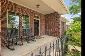 Foto del edificio - 1515 Bluefield Ct