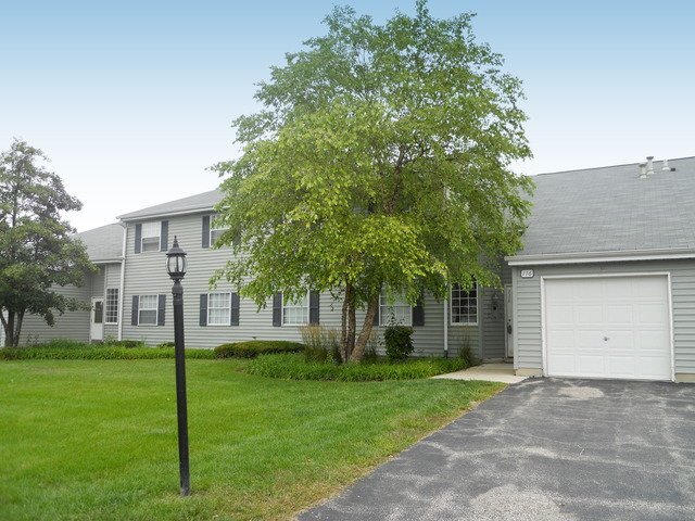 Photo - 116 Gant Cir (Streamwood, IL)
