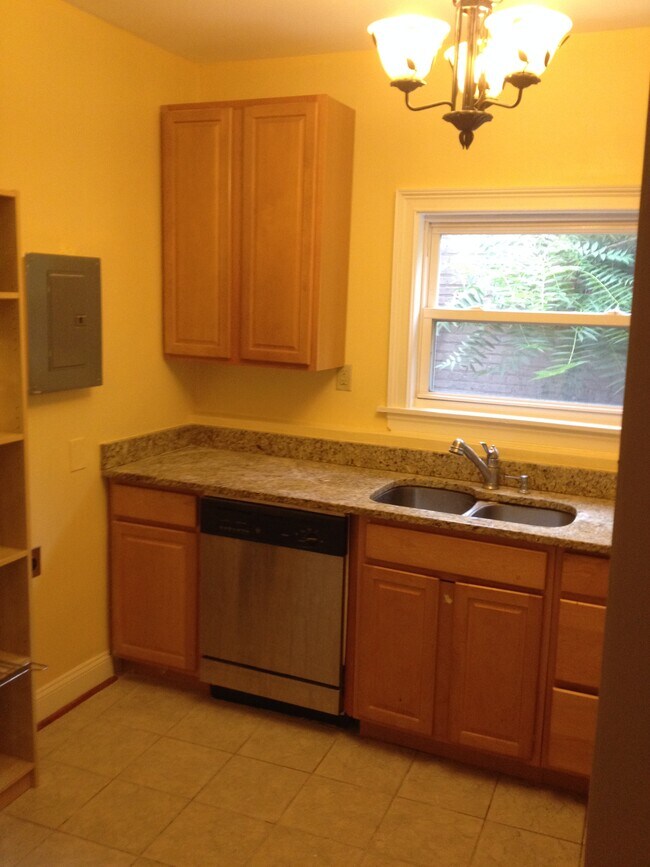 kitchen - 730 15th St SE