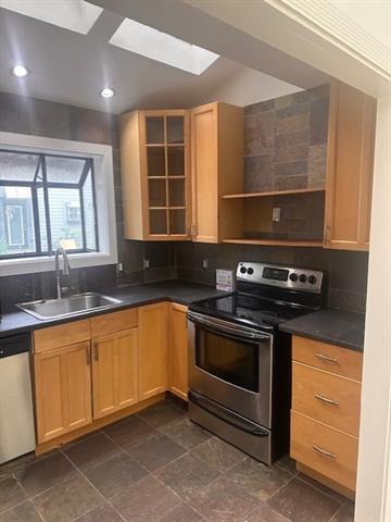 Foto del edificio - 3321 Oak Grove Ave