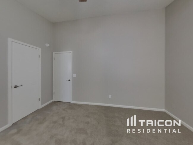 Foto del edificio - 2660 Malibu Cir
