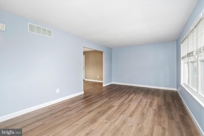 Foto del edificio - 29 Anita Dr