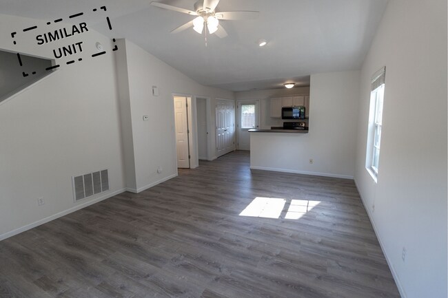 Foto del edificio - 3322 E St Charles Rd