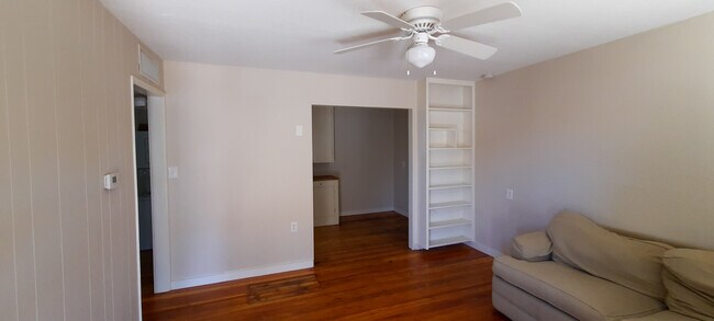 Foto del edificio - 1238 E Pierce St